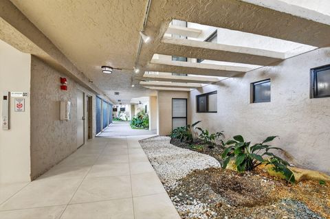 Tiny photo for 5301 Fountains Drive S #501, Lake Worth, FL 33467 (MLS # R11140097)