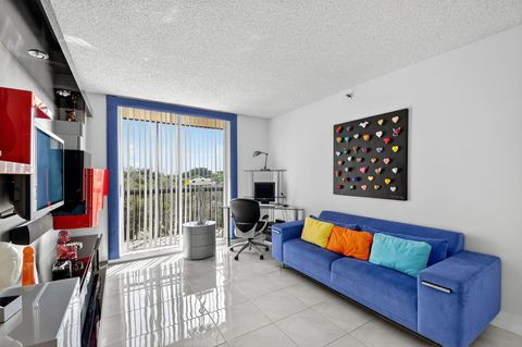 Tiny photo for 5301 Fountains Drive S #501, Lake Worth, FL 33467 (MLS # R11140097)