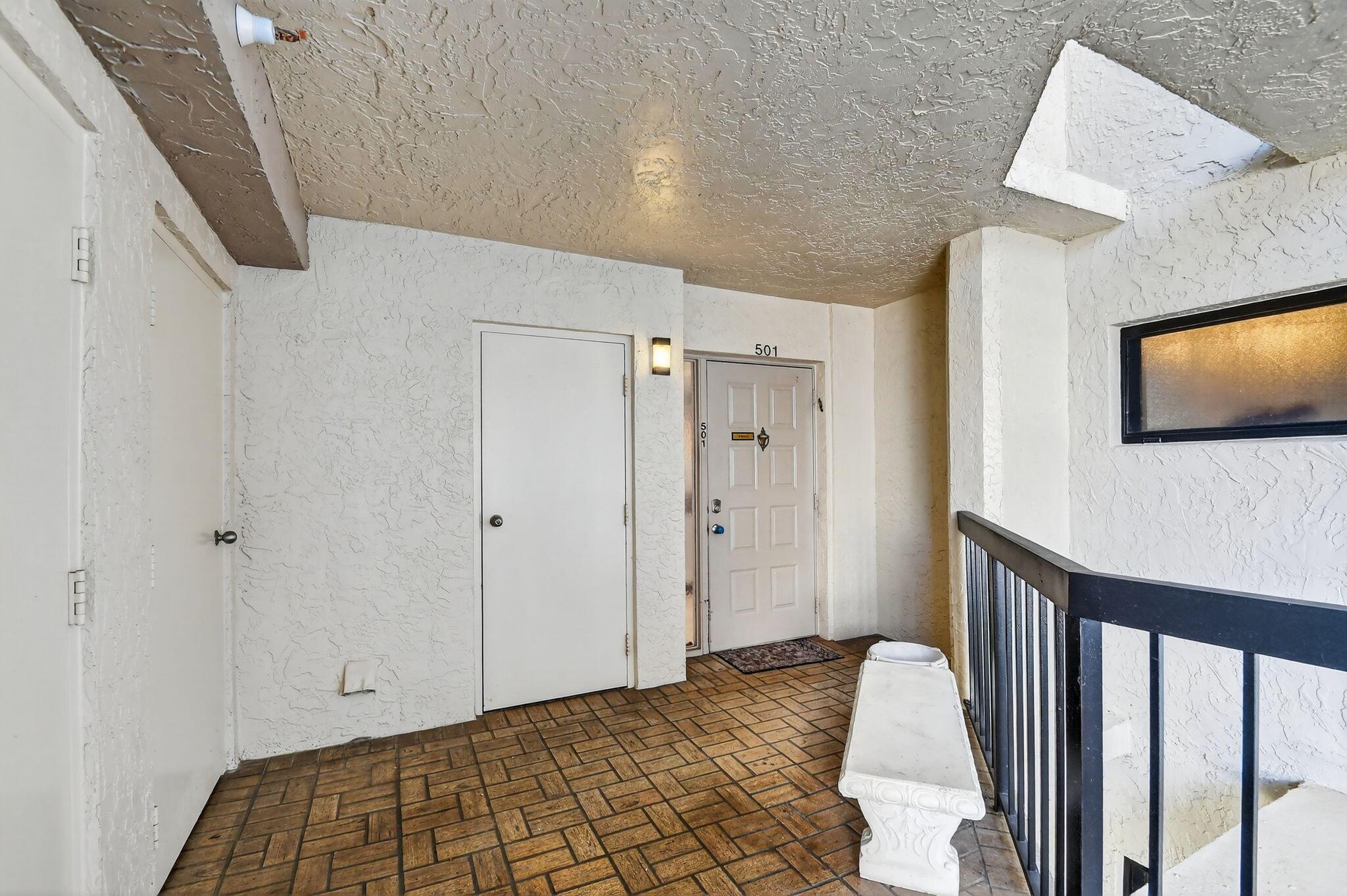 FOUNTAINS SOUTH CONDO 3C - Residential