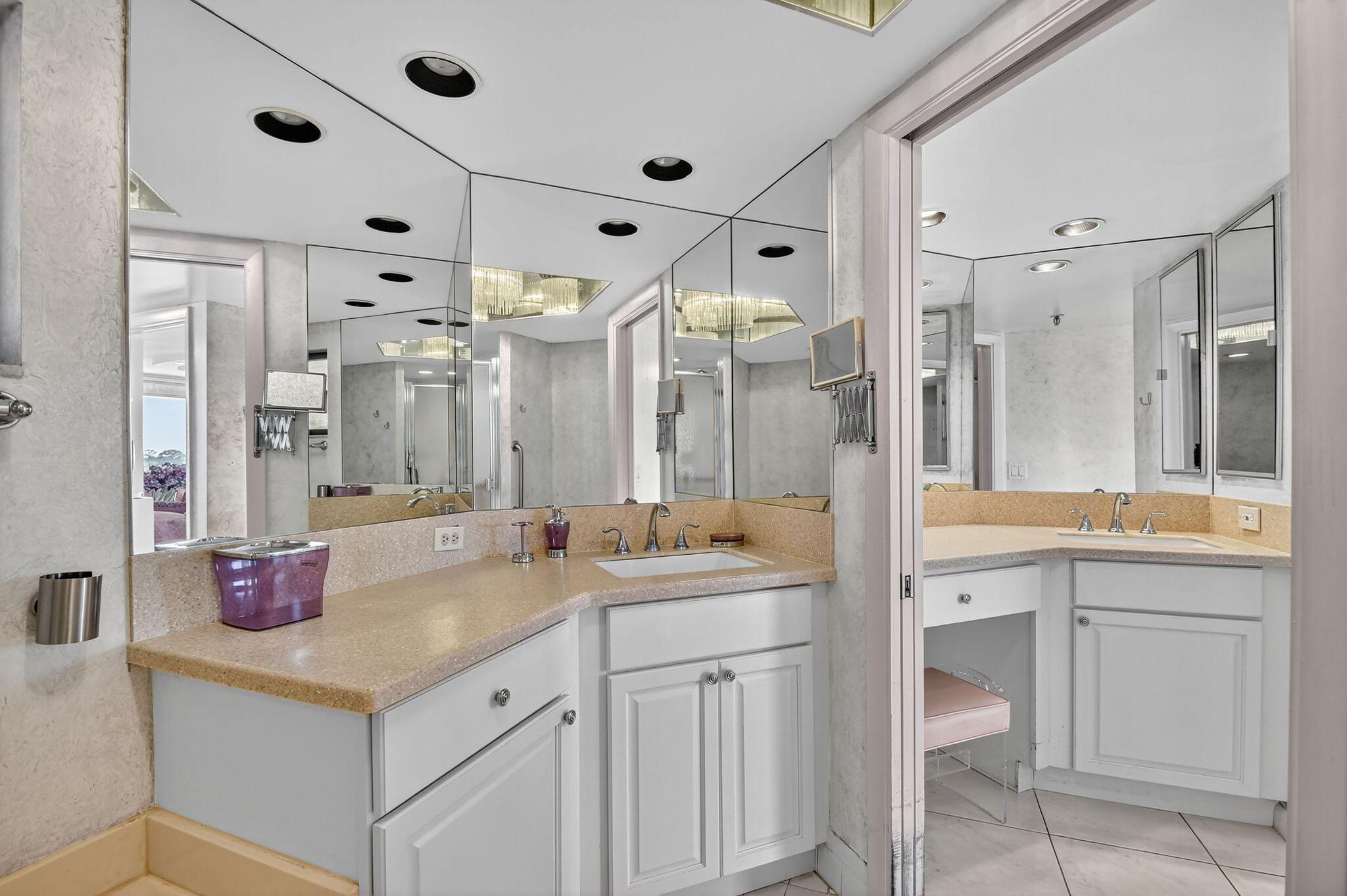 FOUNTAINS SOUTH CONDO 3C - Residential