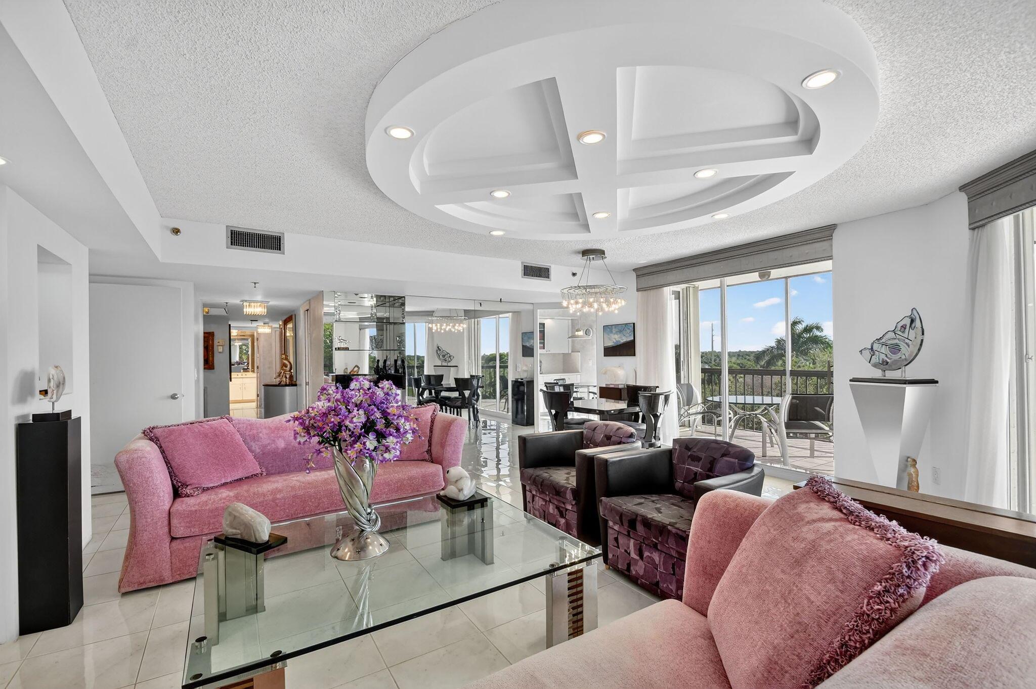 FOUNTAINS SOUTH CONDO 3C - Residential