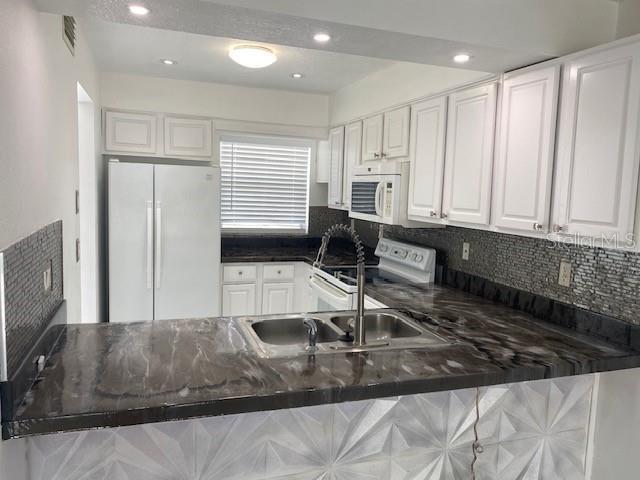 1820 Amberly Avenue T-10