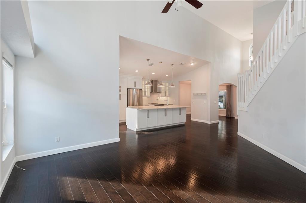 DELRAY LAKES - Residential