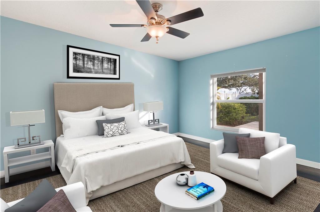 DELRAY LAKES - Residential