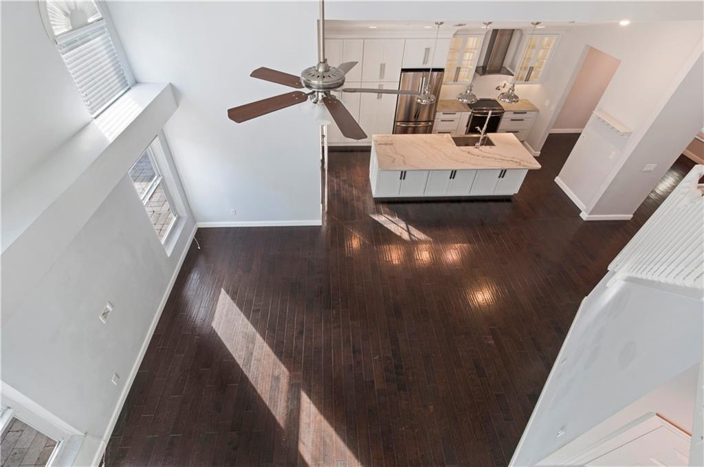 DELRAY LAKES - Residential