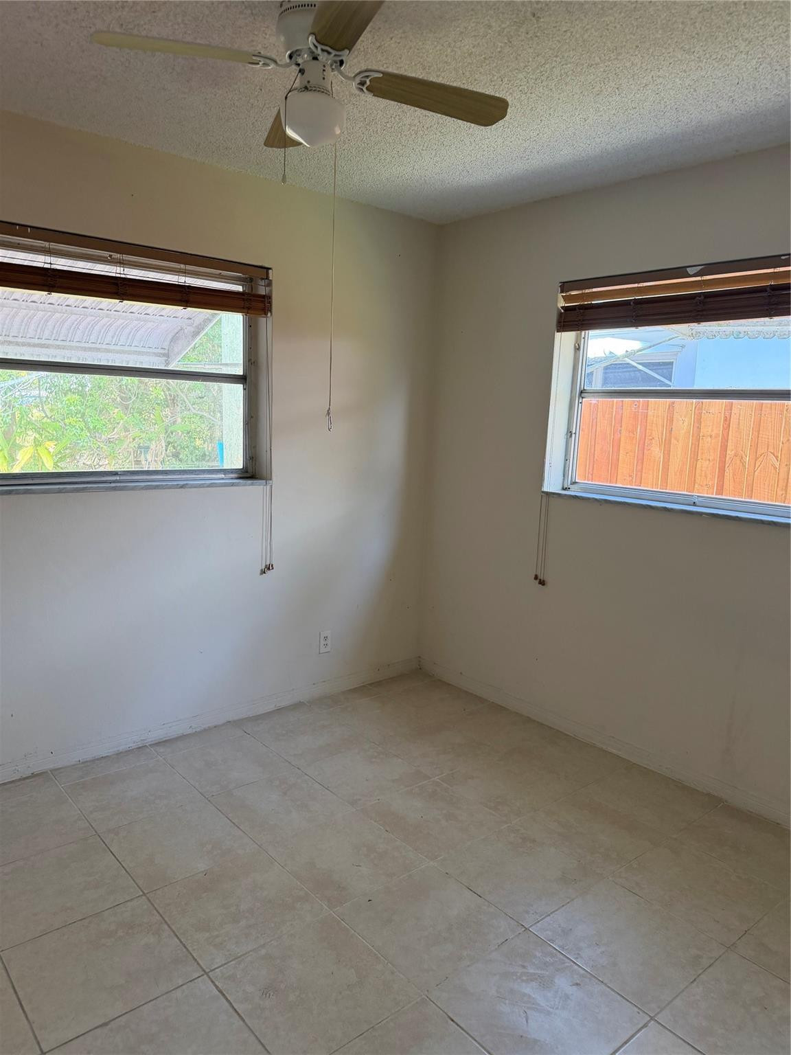 Tamarac Lakes Second Sec - Residential Lease