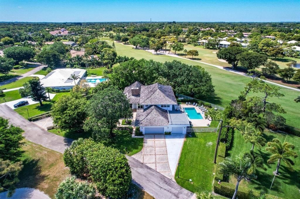 Photo of 1301 Partridge Place N, Boynton Beach, FL 33436 (MLS # R10873796)