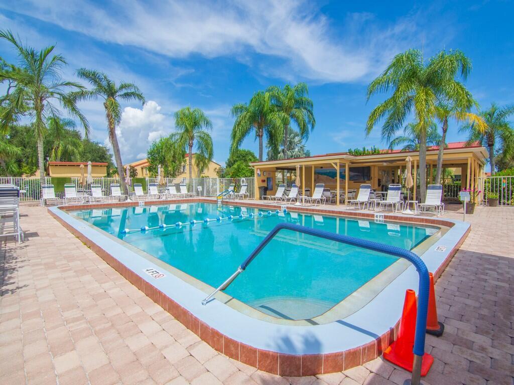 MILES GRANT CONDO - Residential