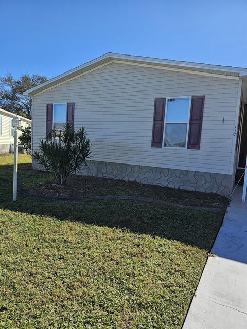 A home in Barefoot Bay