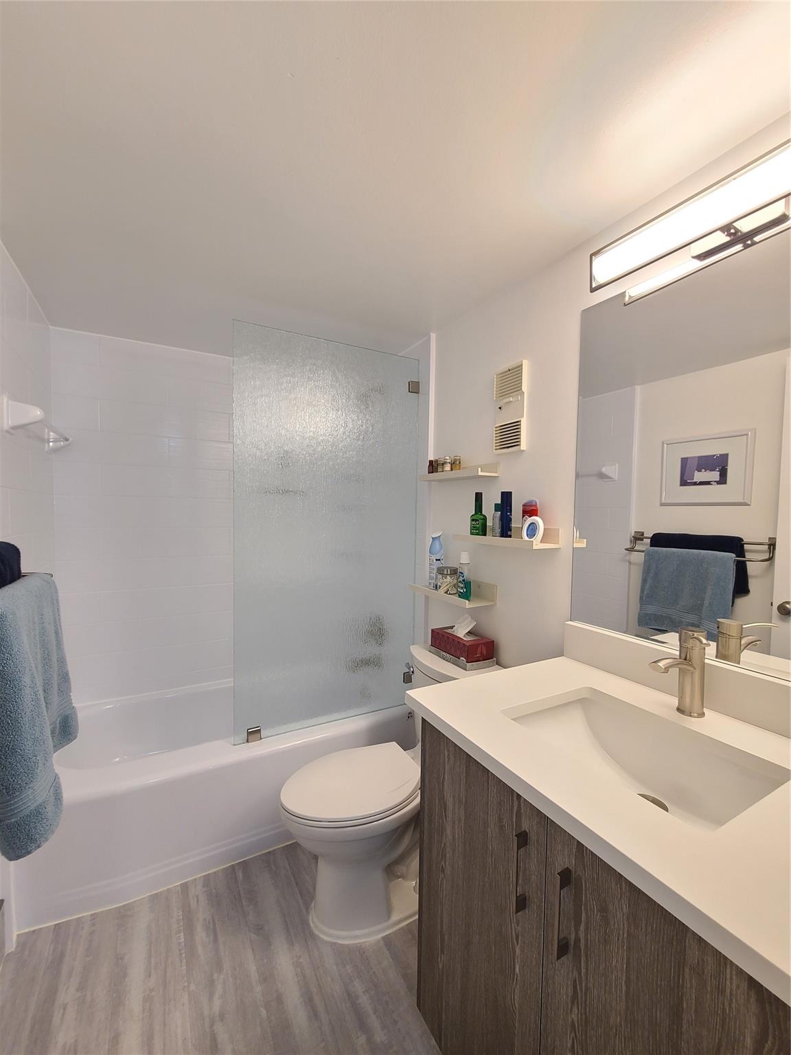 HUNTINGTON LAKES - Residential