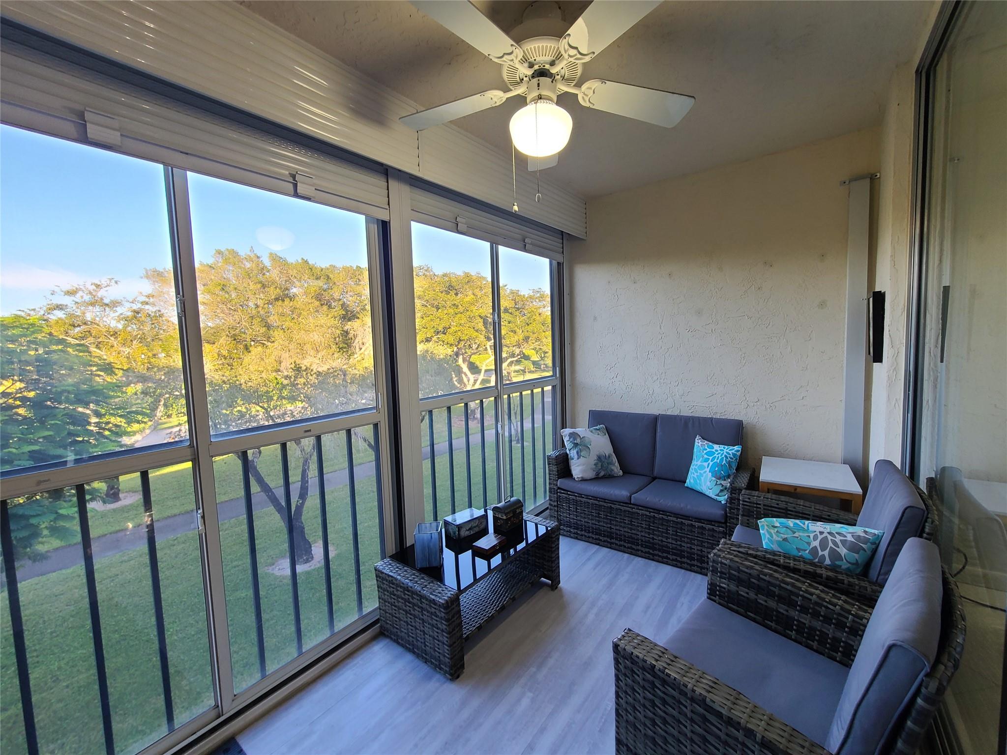 HUNTINGTON LAKES - Residential