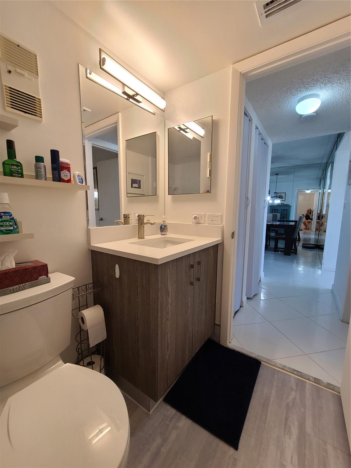 HUNTINGTON LAKES - Residential