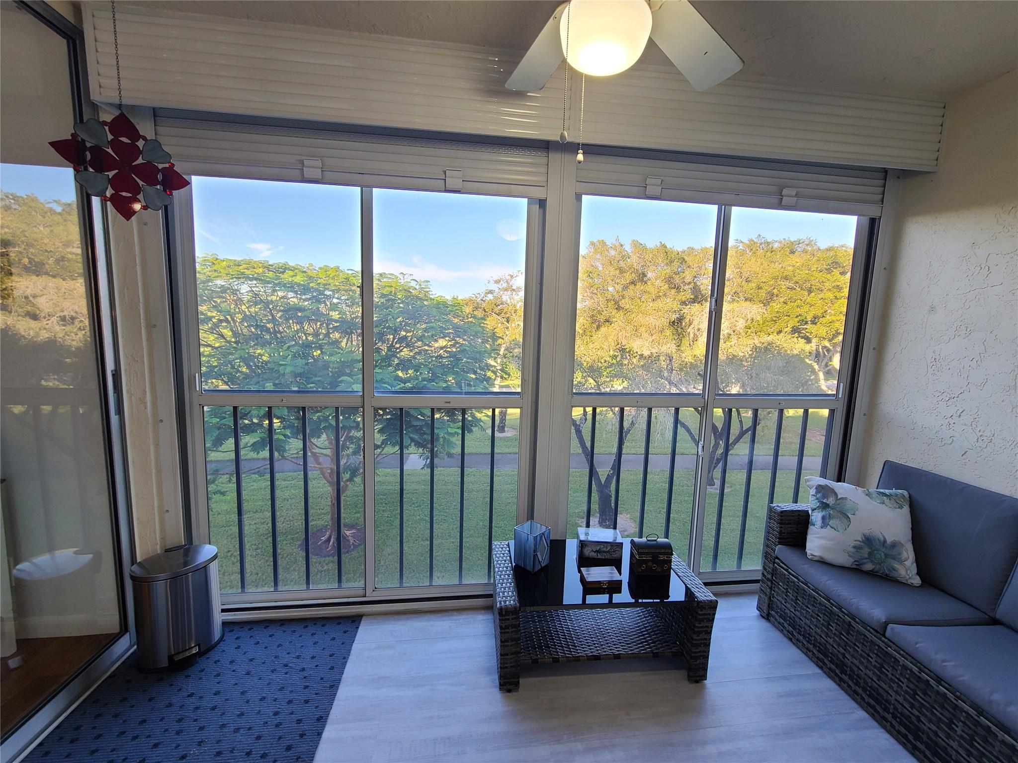 HUNTINGTON LAKES - Residential