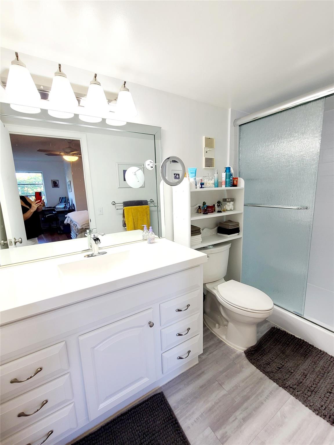 HUNTINGTON LAKES - Residential