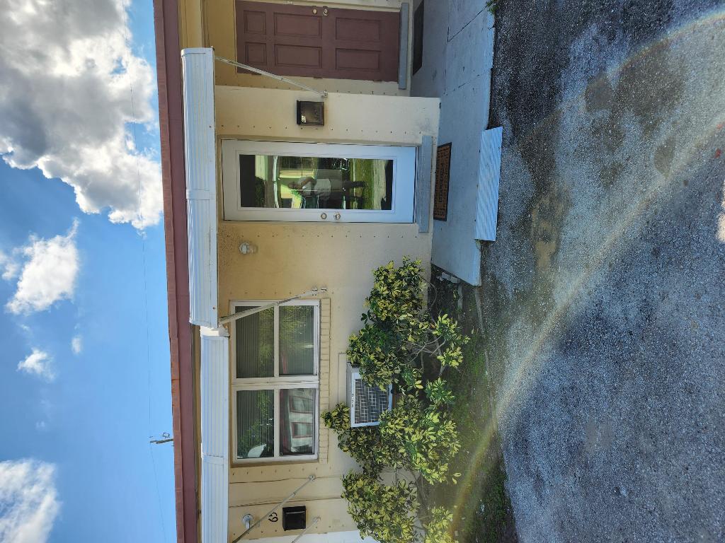 B AND G HOMES - Residential Lease