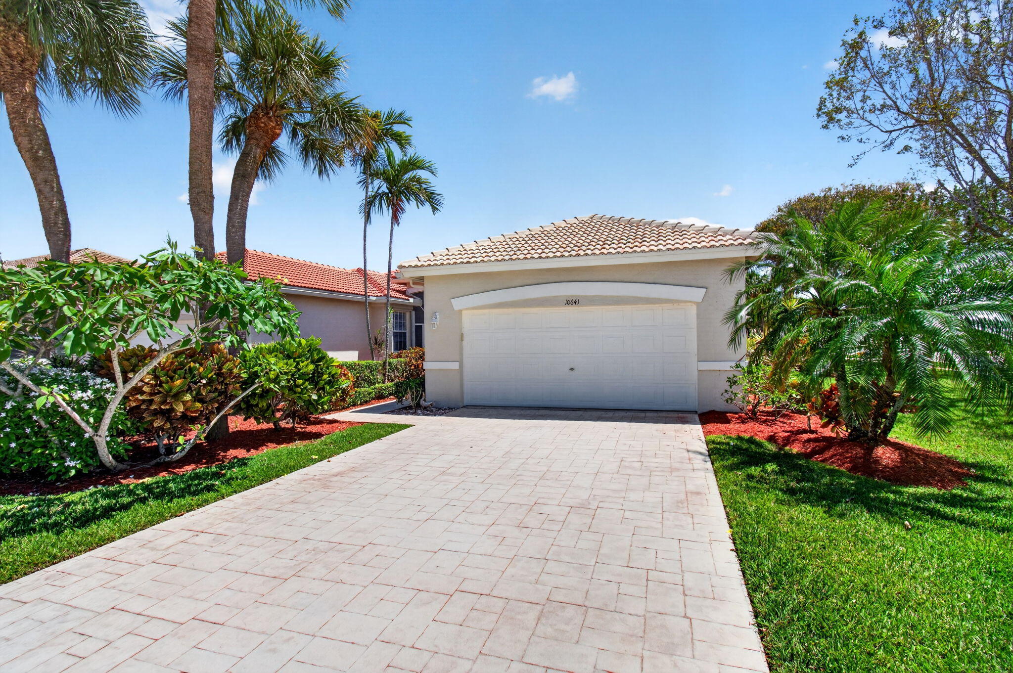 10641 Royal Caribbean Circle