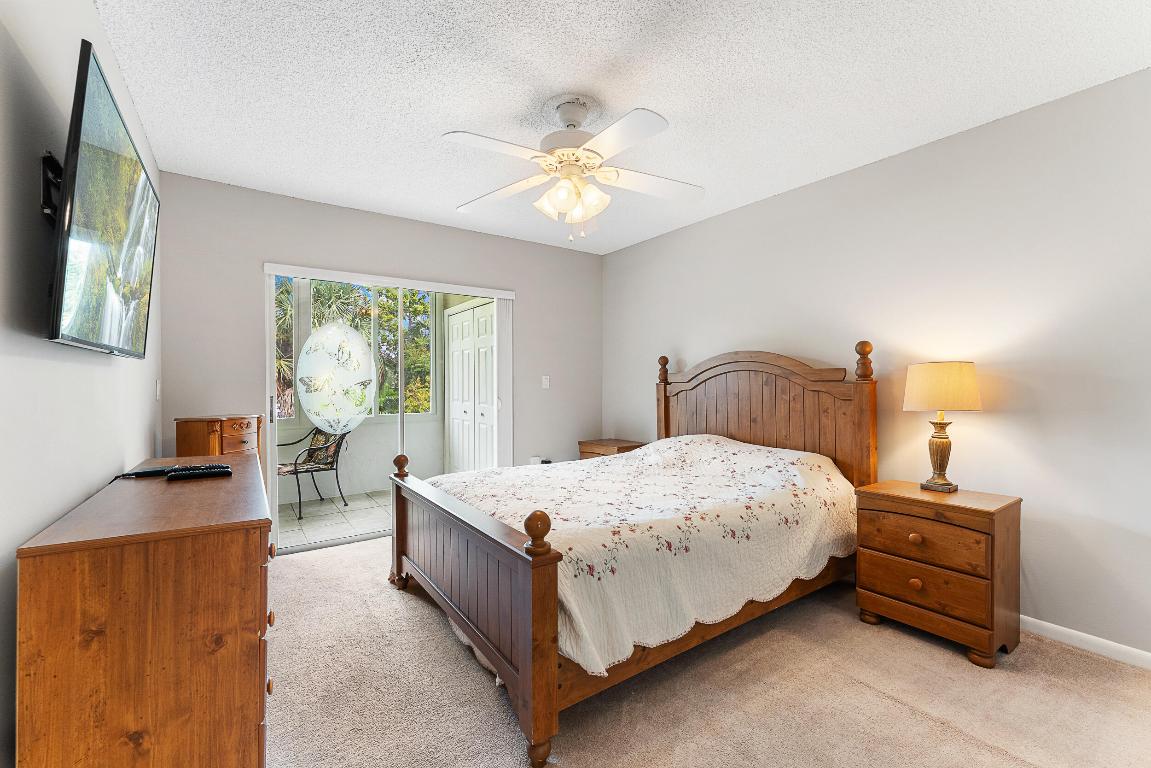 De La Bahia - Residential