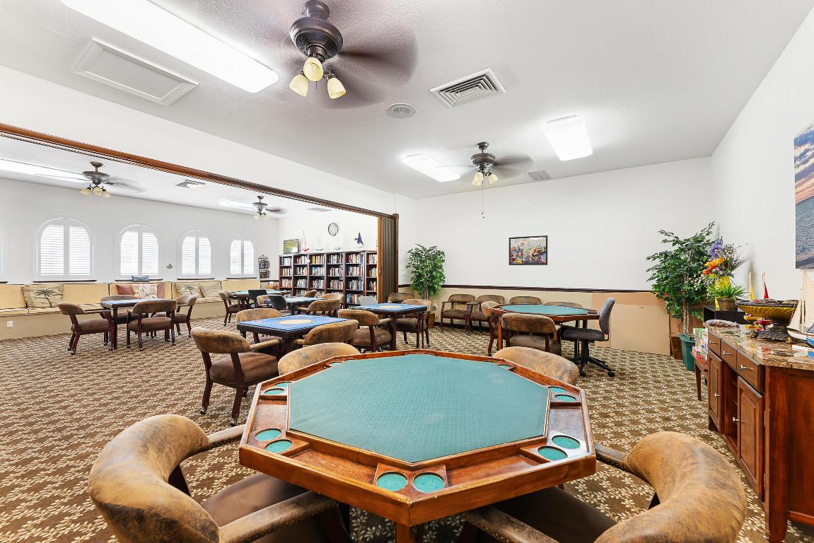 De La Bahia - Residential