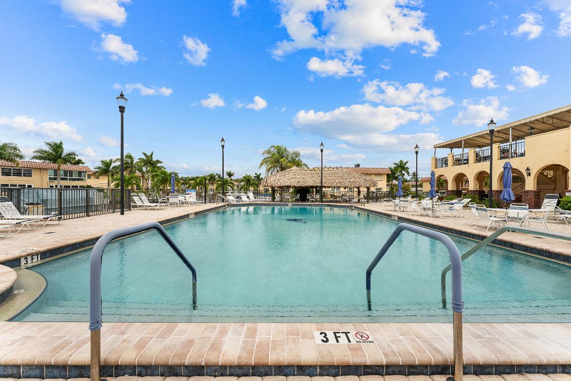 De La Bahia - Residential