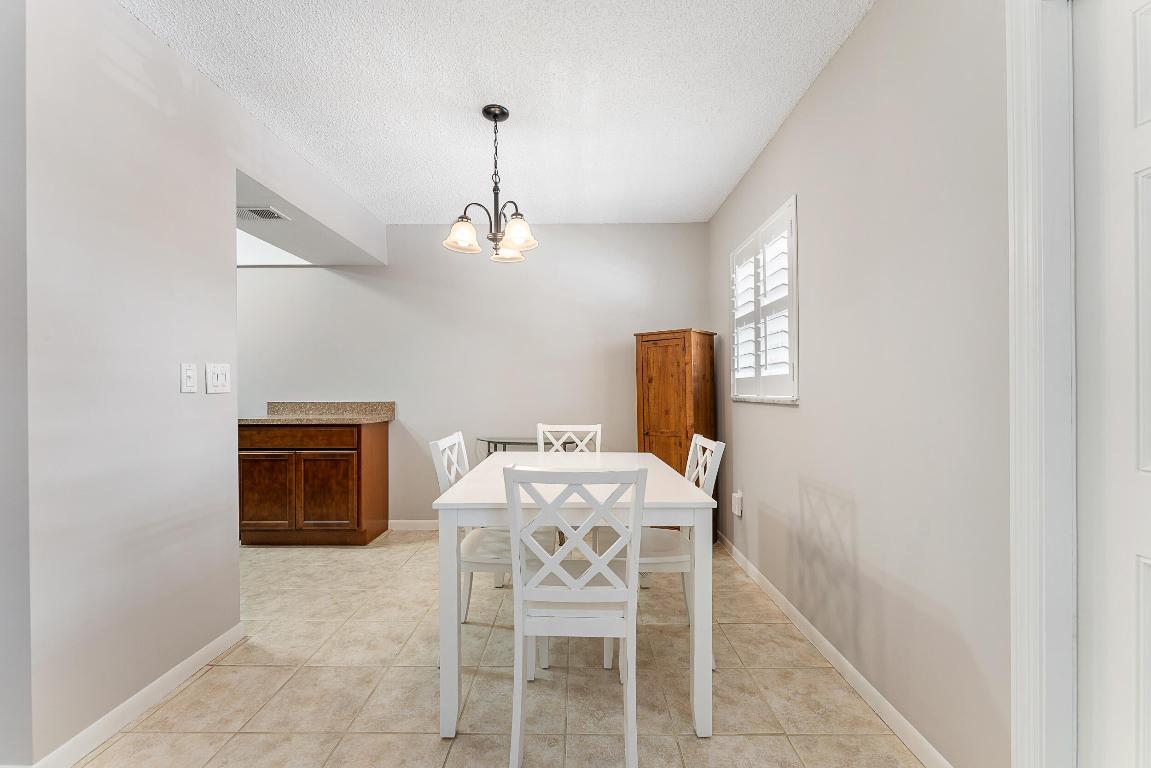 De La Bahia - Residential