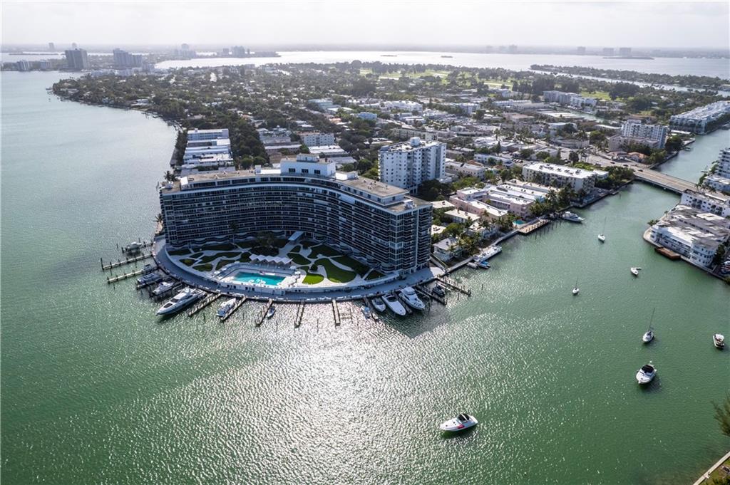 King Cole Condo - Residential