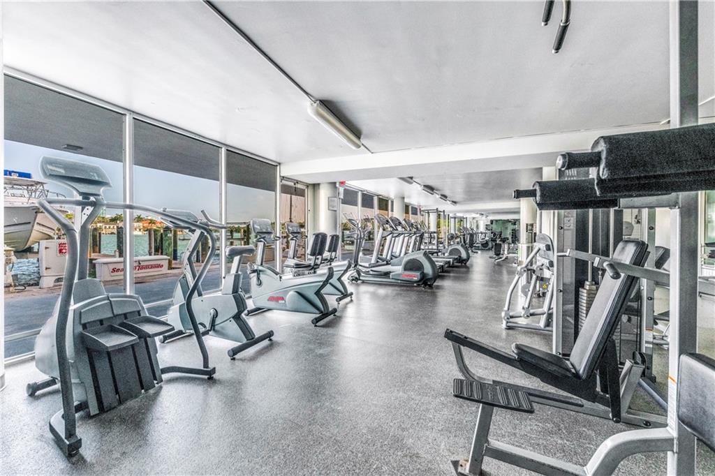 King Cole Condo - Residential