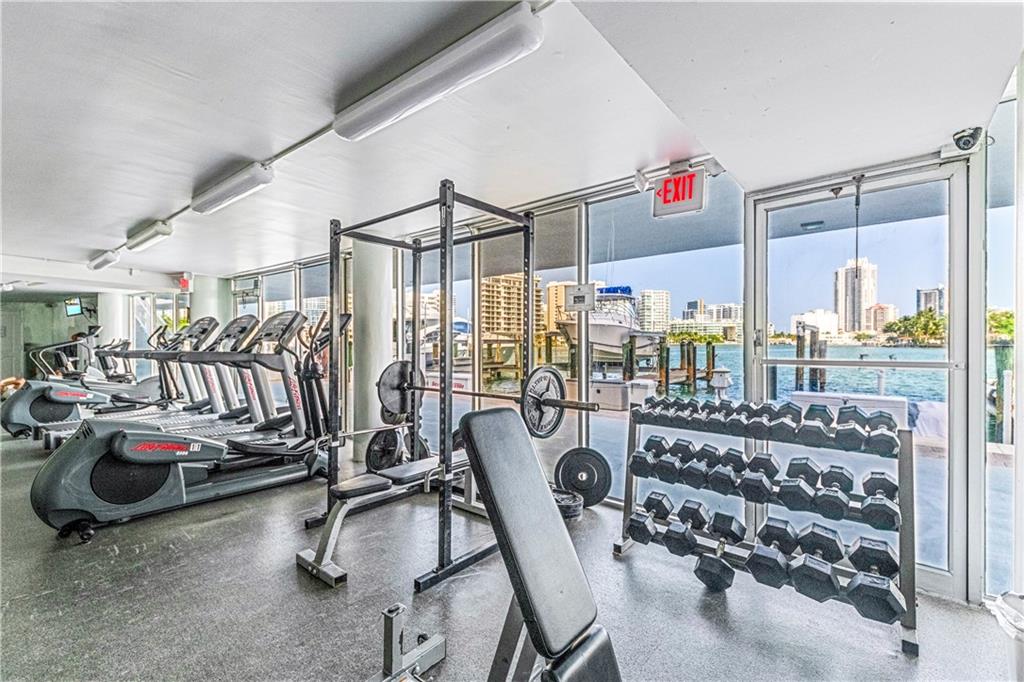 King Cole Condo - Residential