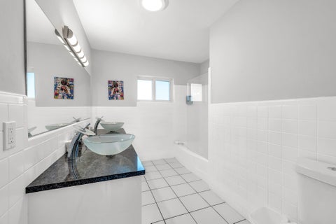 Tiny photo for 2812 NE 27th Street, Lighthouse Point, FL 33064 (MLS # B26047814)