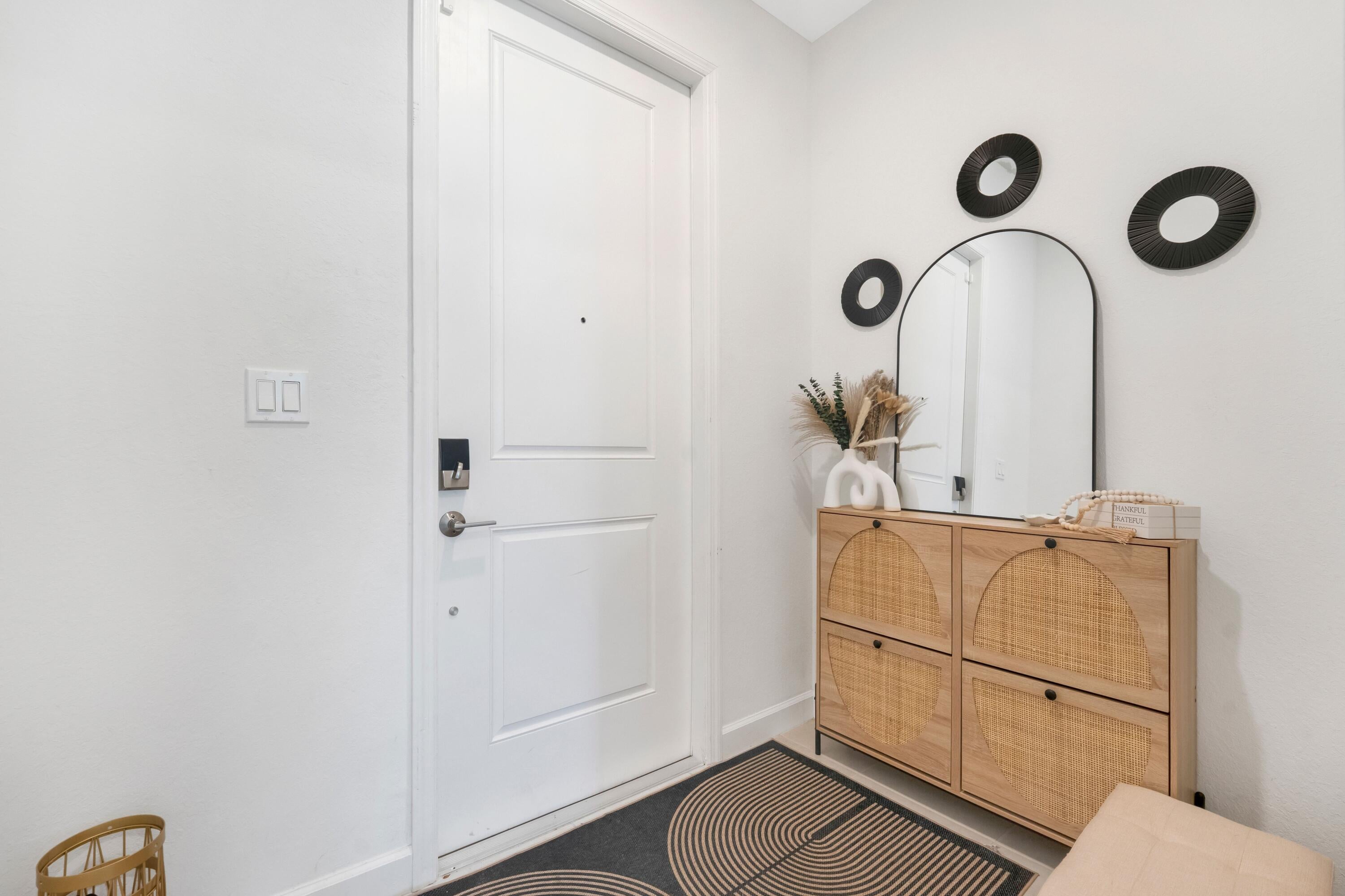 4178 LAGOON SHORE Drive