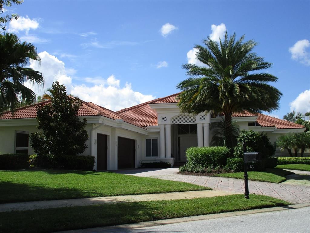 Photo of 83 St. James Court Ct, Palm Beach Gardens, FL 33418 (MLS # R10747233)