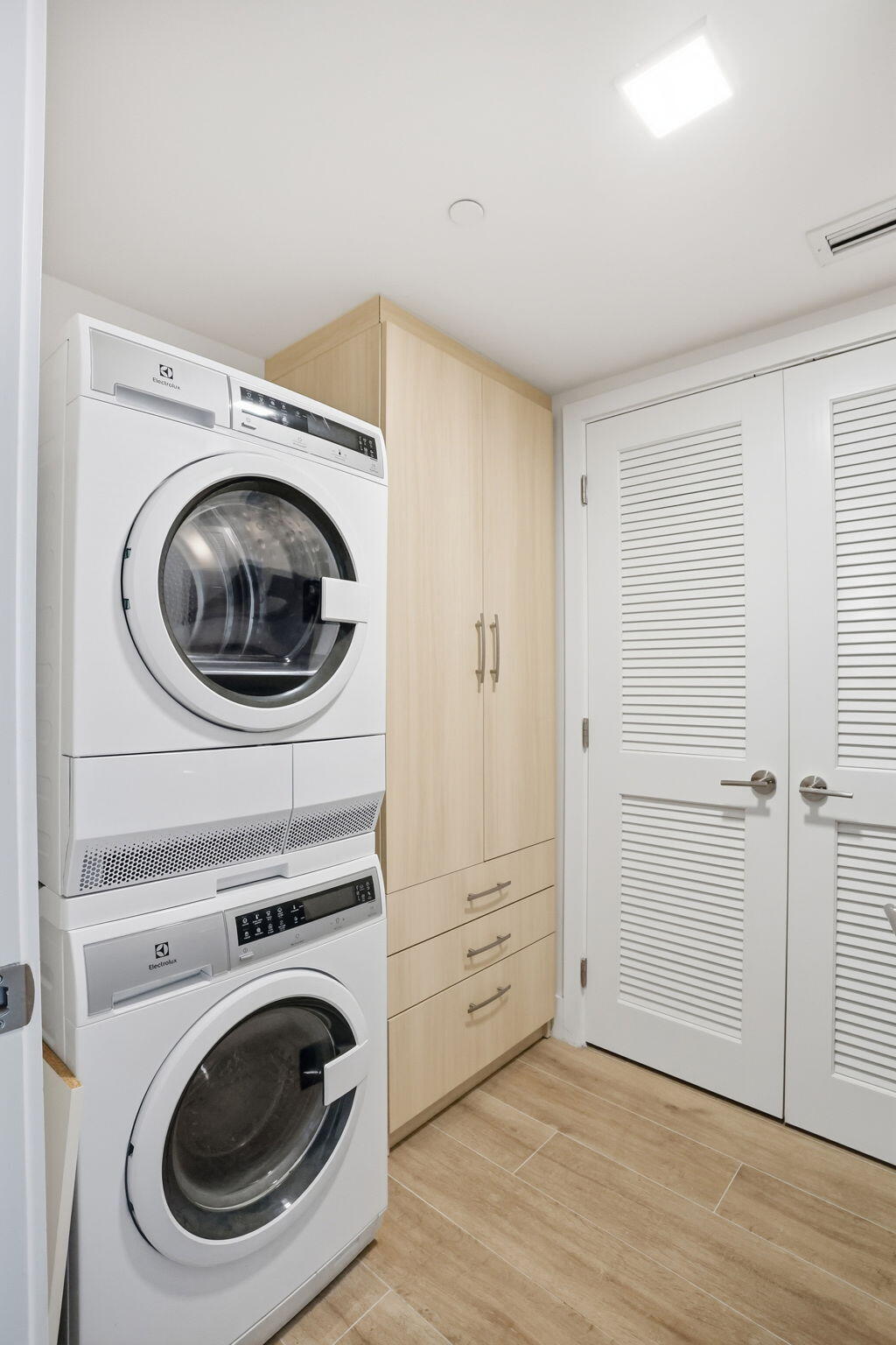 111 FIRST DELRAY CONDO - Residential