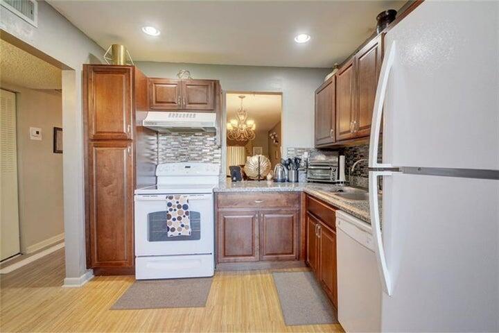8101 SW 24th Court 105