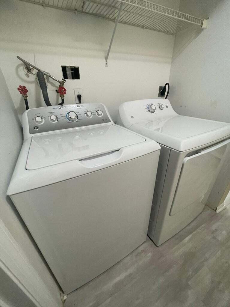 CORAL BAY REPLAT SECTION - Residential
