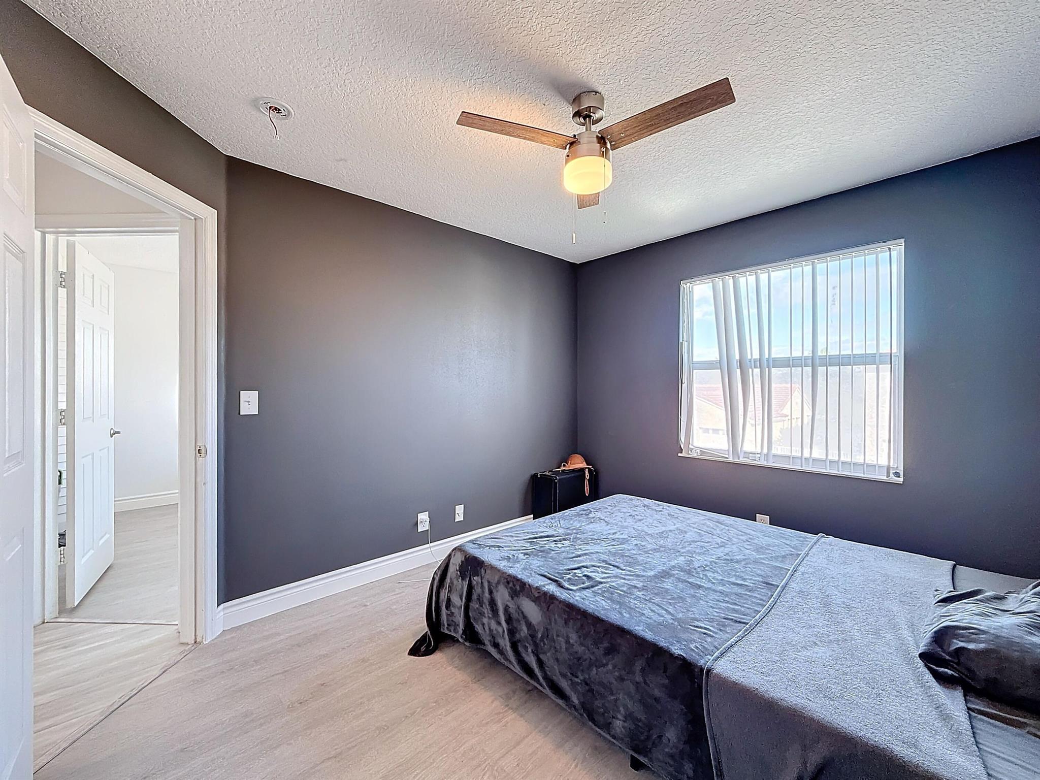 CORAL BAY REPLAT SECTION - Residential