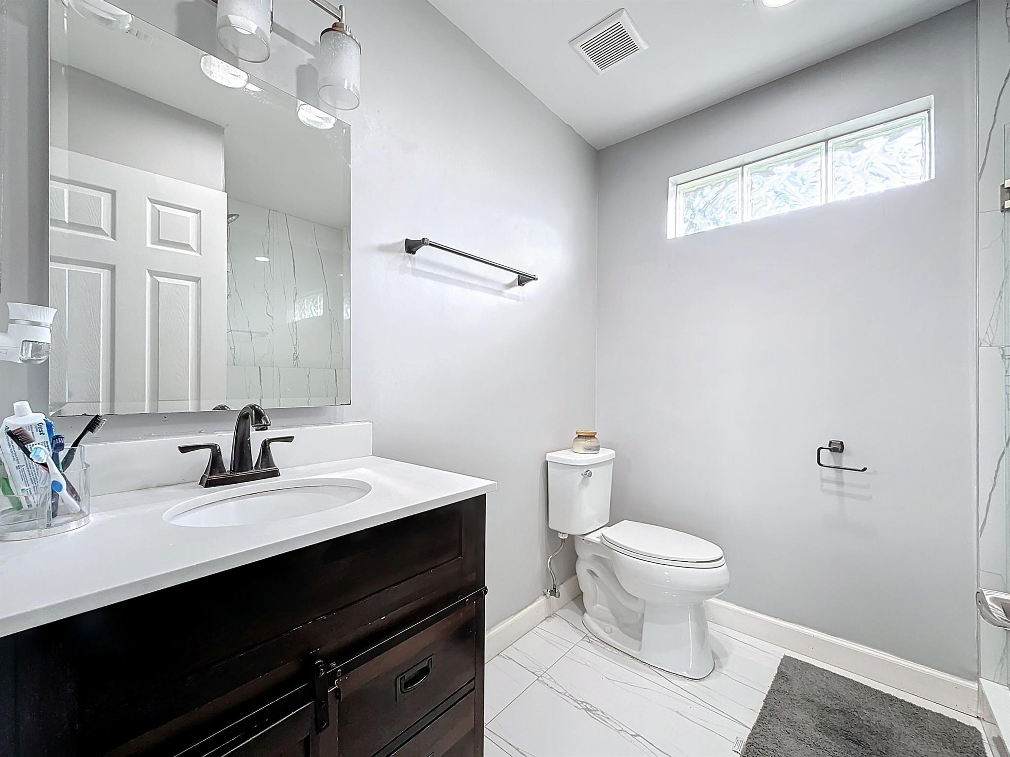 CORAL BAY REPLAT SECTION - Residential