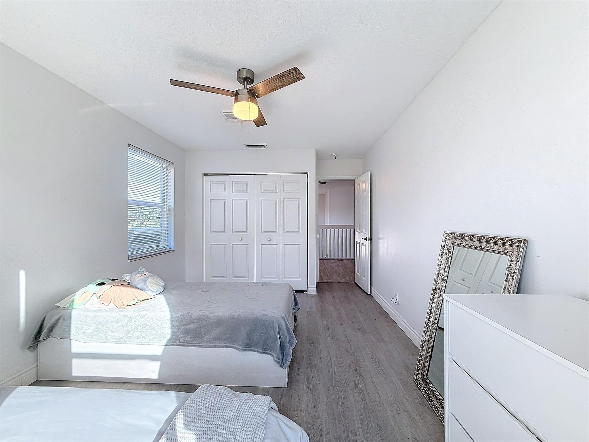CORAL BAY REPLAT SECTION - Residential