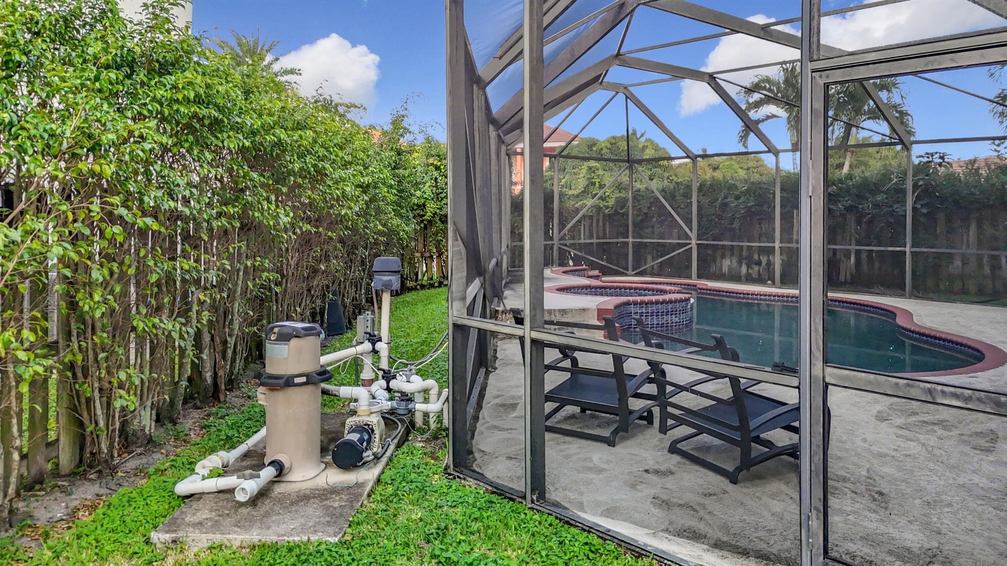 CORAL BAY REPLAT SECTION - Residential