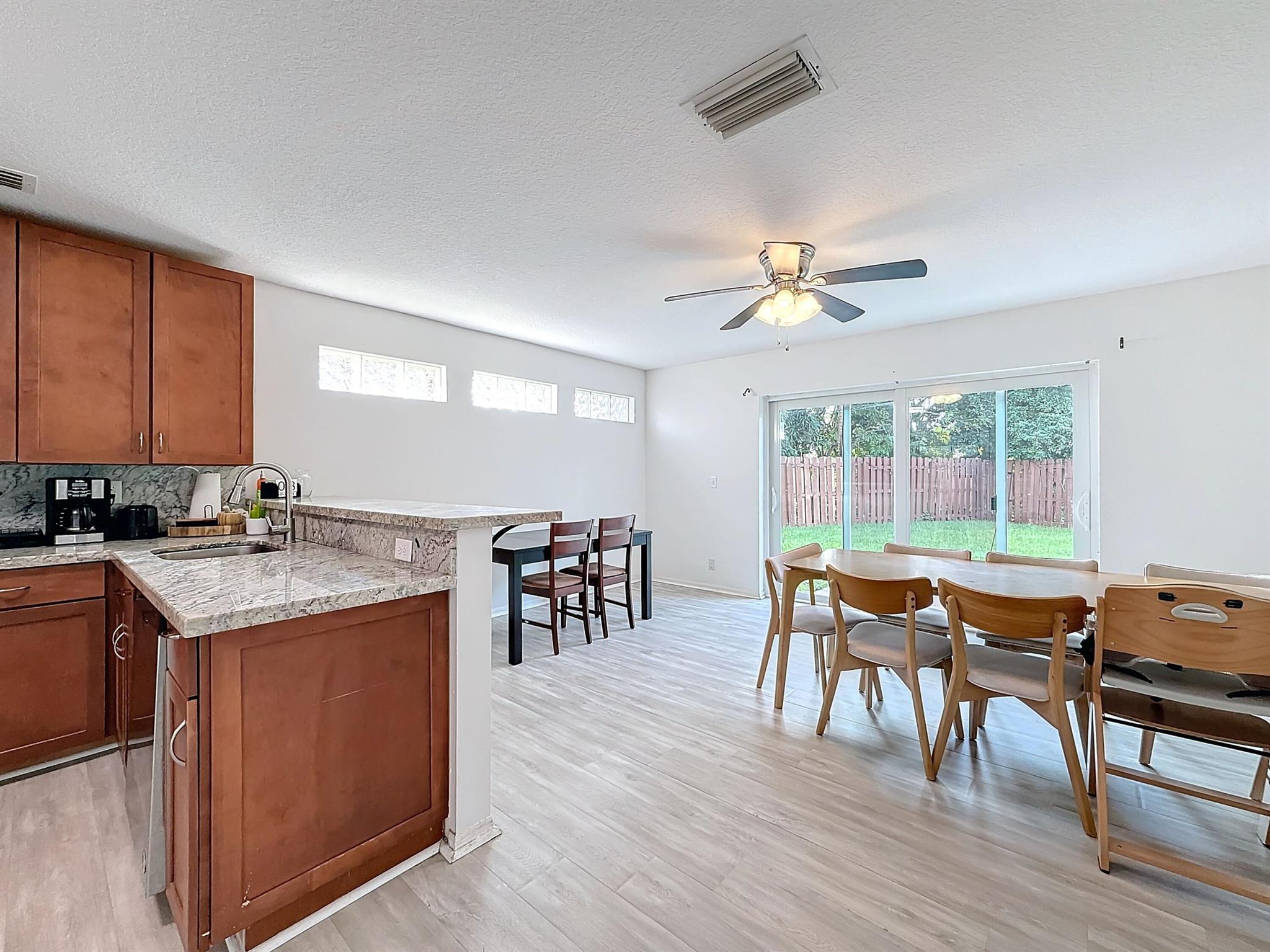 CORAL BAY REPLAT SECTION - Residential
