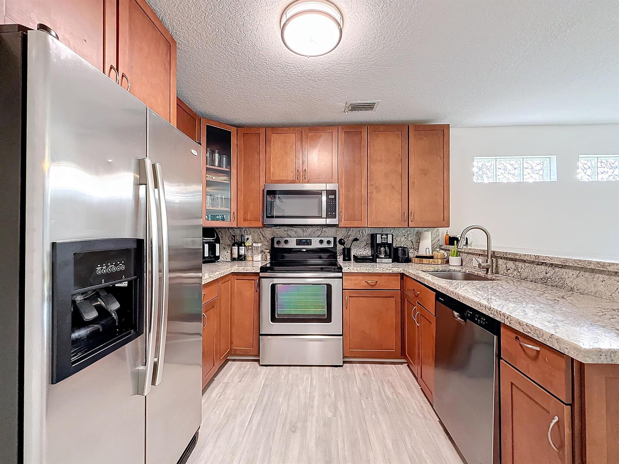 CORAL BAY REPLAT SECTION - Residential