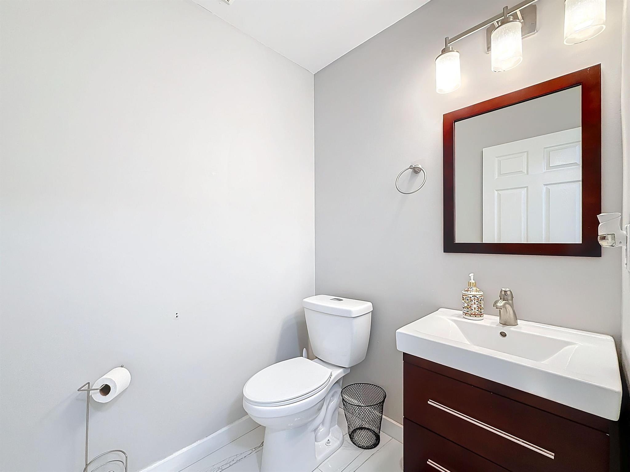 CORAL BAY REPLAT SECTION - Residential