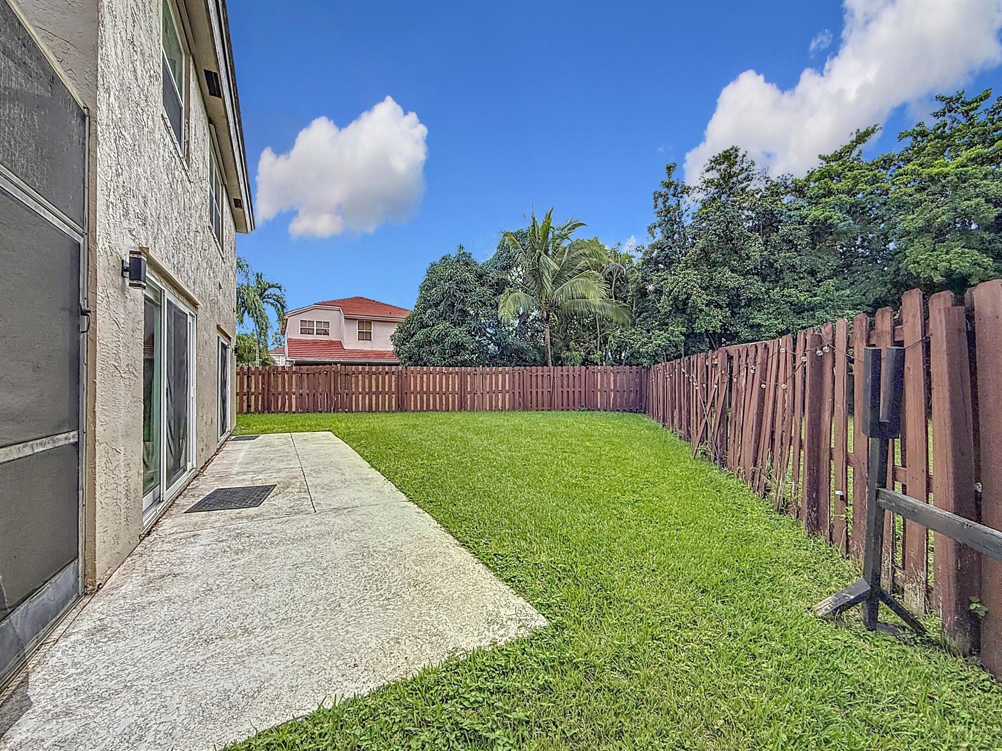 CORAL BAY REPLAT SECTION - Residential