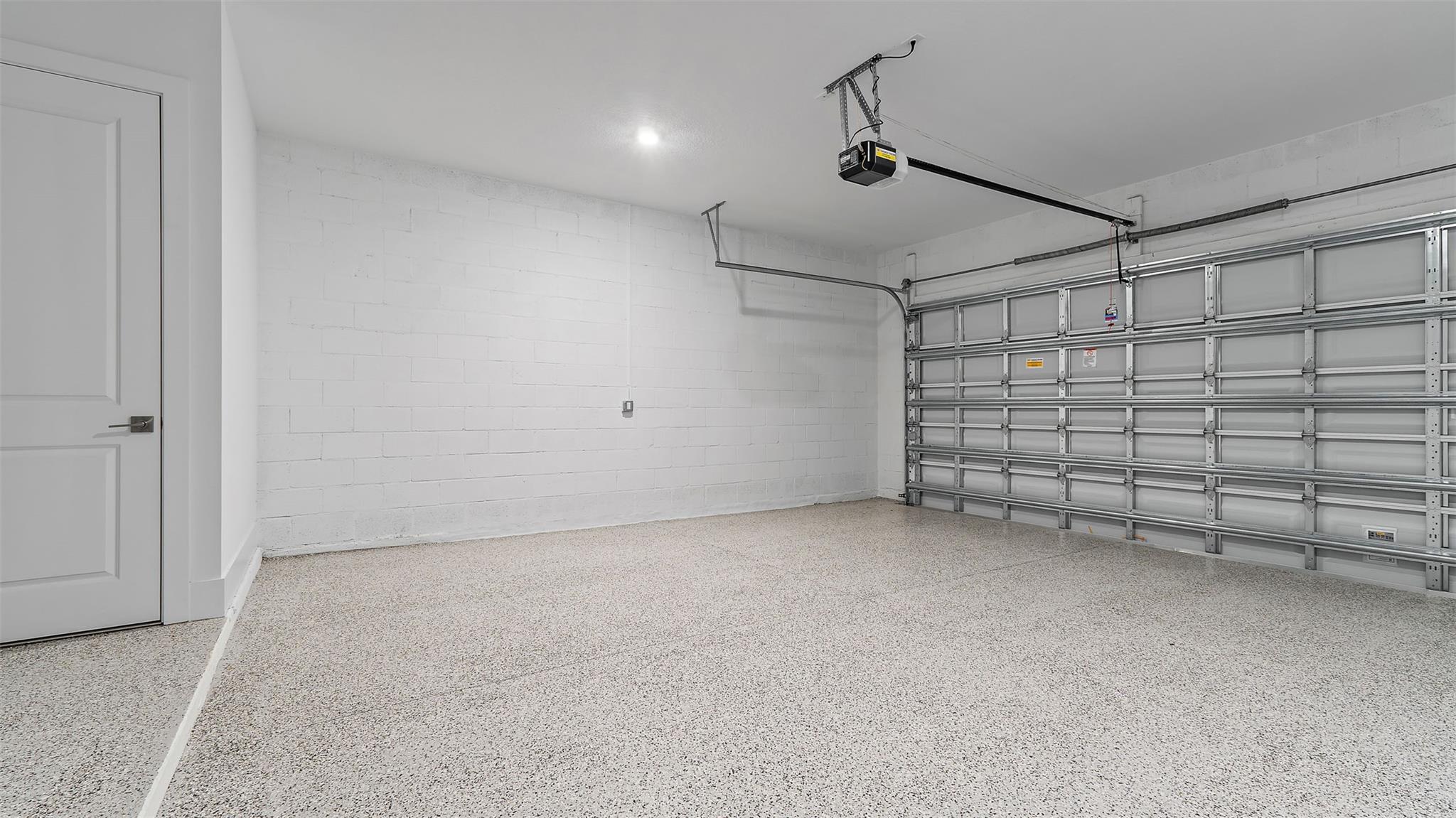 KH RIVELLA LLC - Residential