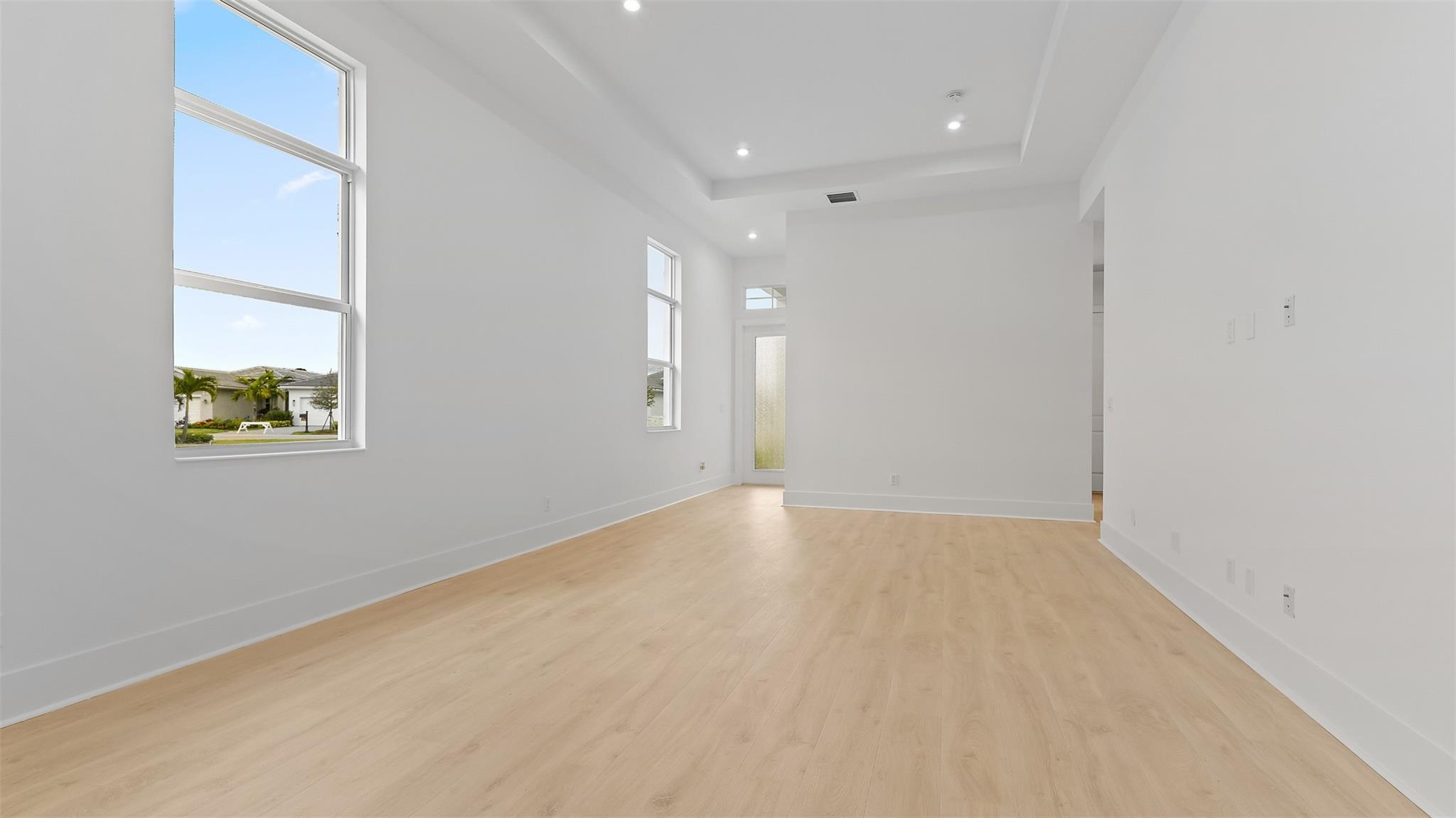 KH RIVELLA LLC - Residential