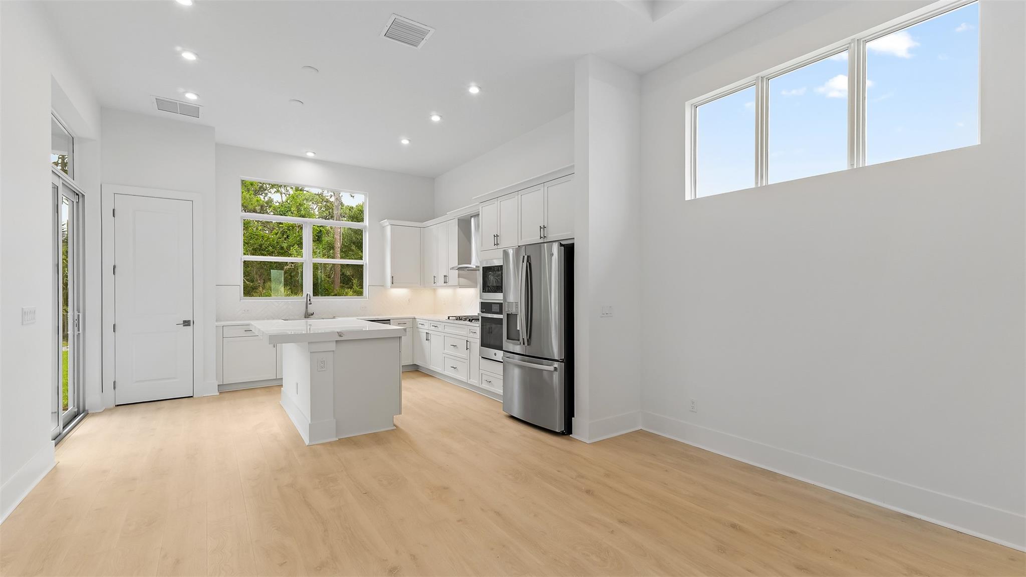 KH RIVELLA LLC - Residential