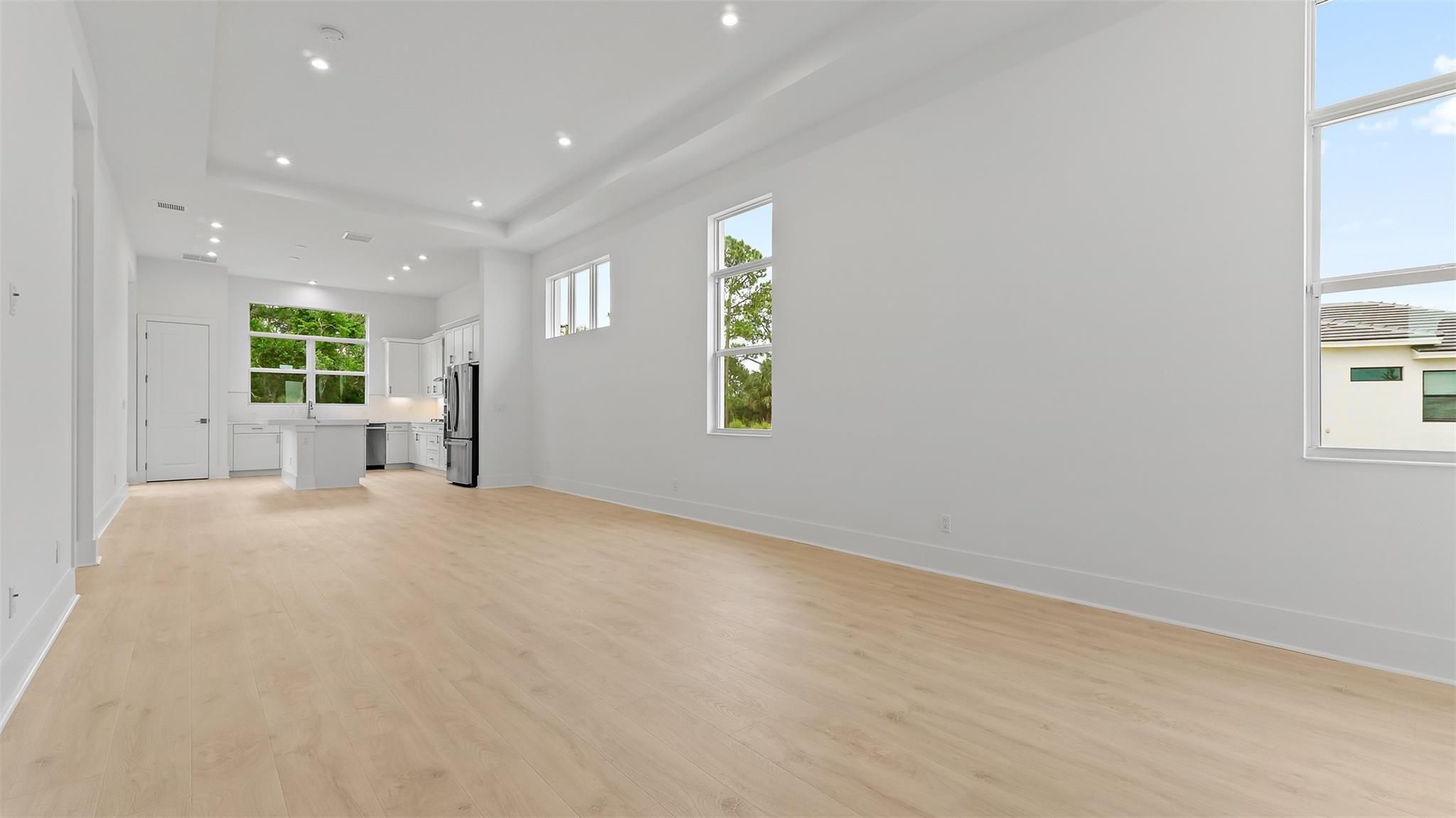 KH RIVELLA LLC - Residential