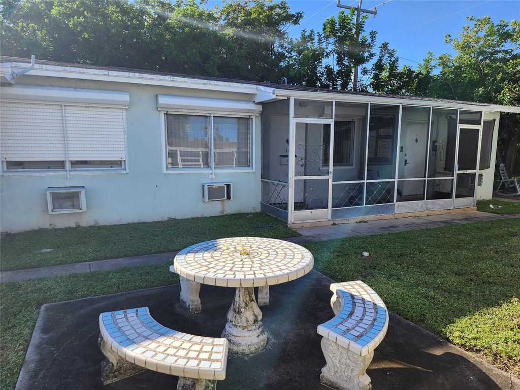 Photo of 2213 Lincoln St #14, Hollywood, FL 33020 (MLS # F10540293)