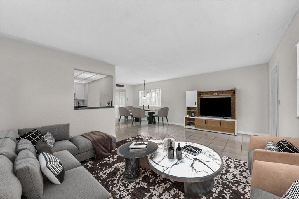 Photo of 51 Flanders B, Delray Beach, FL 33484 (MLS # R10998036)