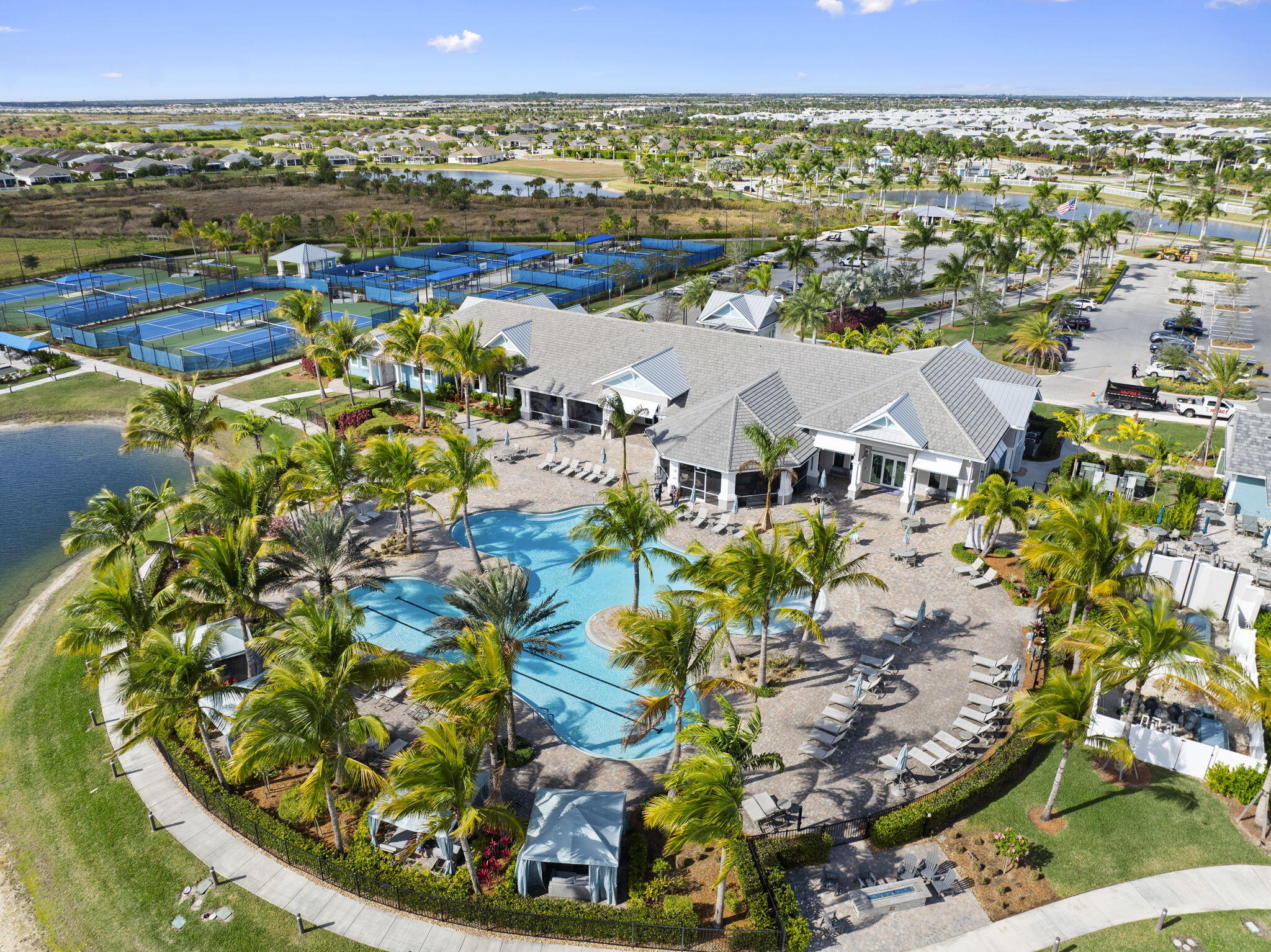 DEL WEBB AT TRADITION - Residential
