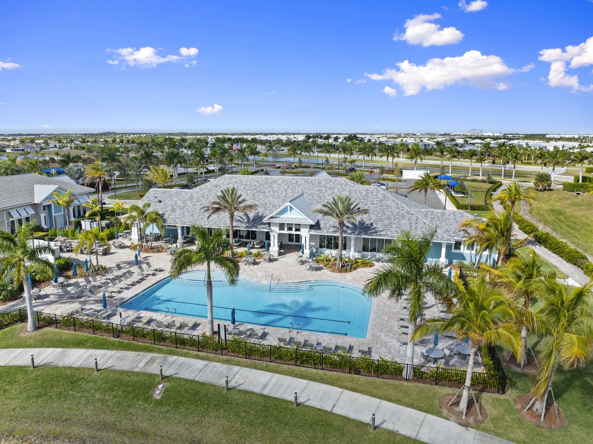 DEL WEBB AT TRADITION - Residential