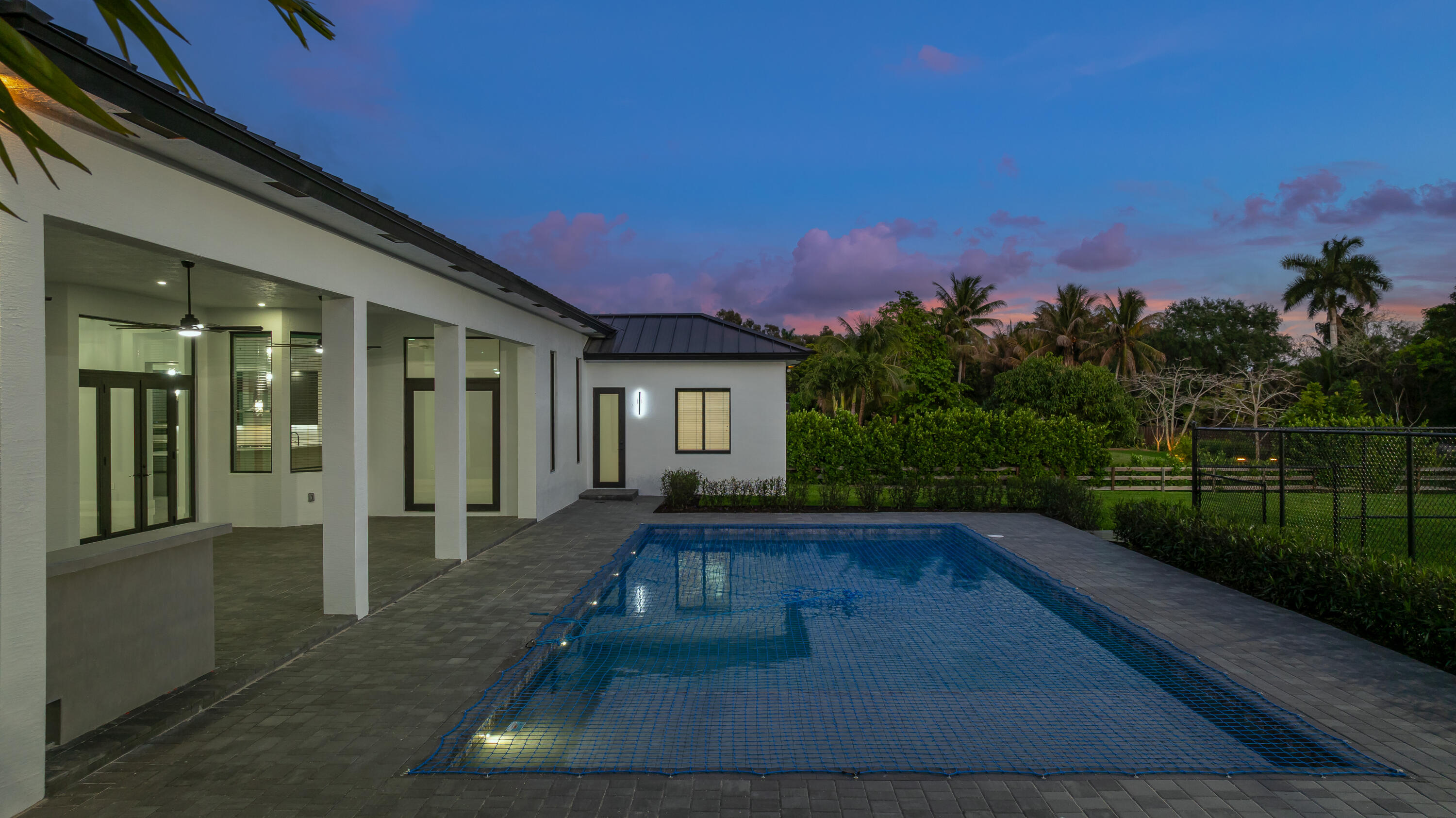 DAVIE FARMETTES - Residential